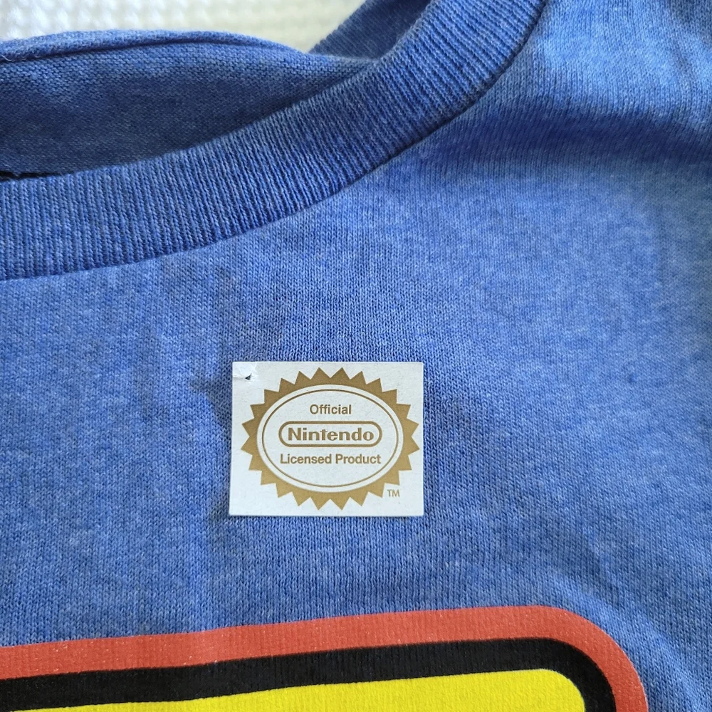 Nintendo🎮 Donkey Kong🦍 "It's On" Graphic Tee👕 - NWOT - Picture 8 of 14